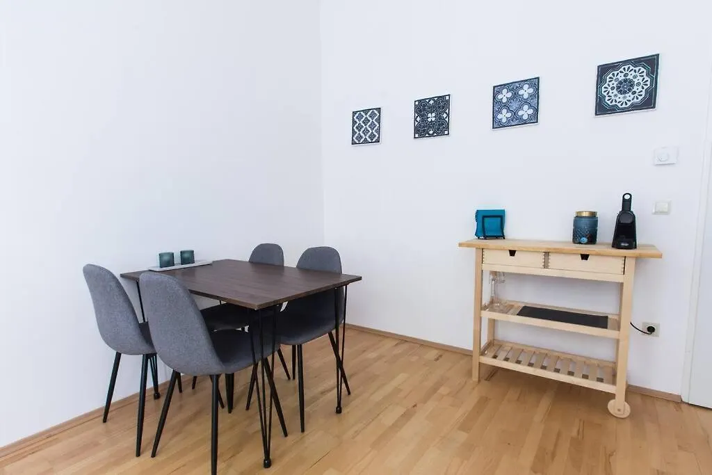 Josef'S Home I Tiny Bird Apartment I Uno-City Vienna